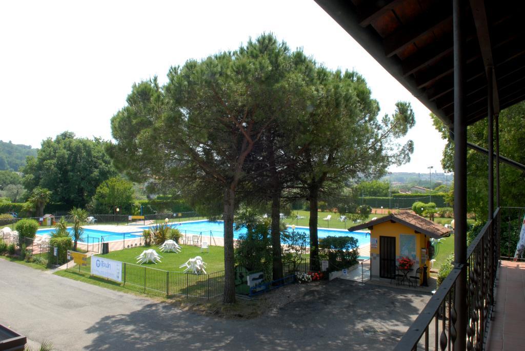 Camping La Rocca Manerba del Garda Exteriör bild