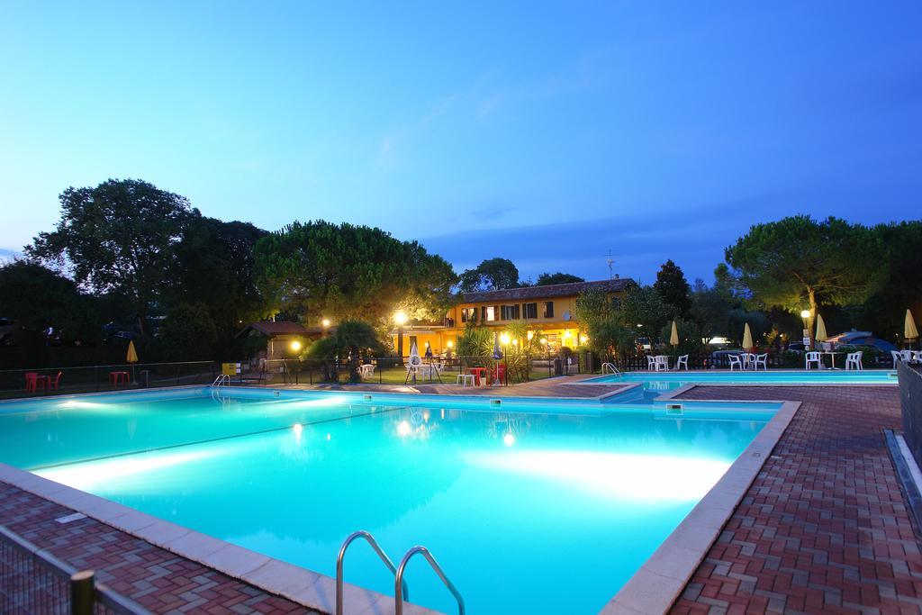 Camping La Rocca Manerba del Garda Exteriör bild