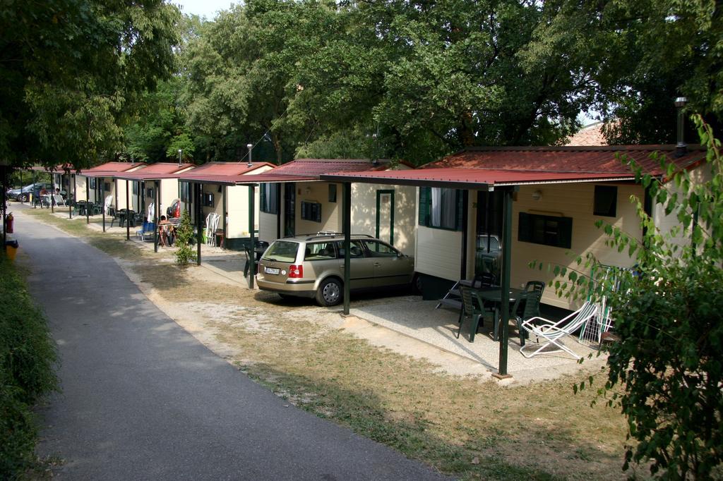 Camping La Rocca Manerba del Garda Exteriör bild