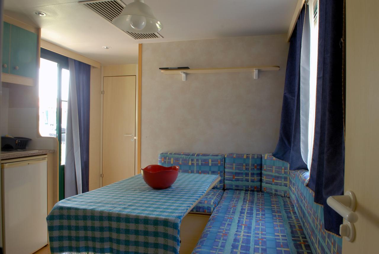 Camping La Rocca Manerba del Garda Exteriör bild