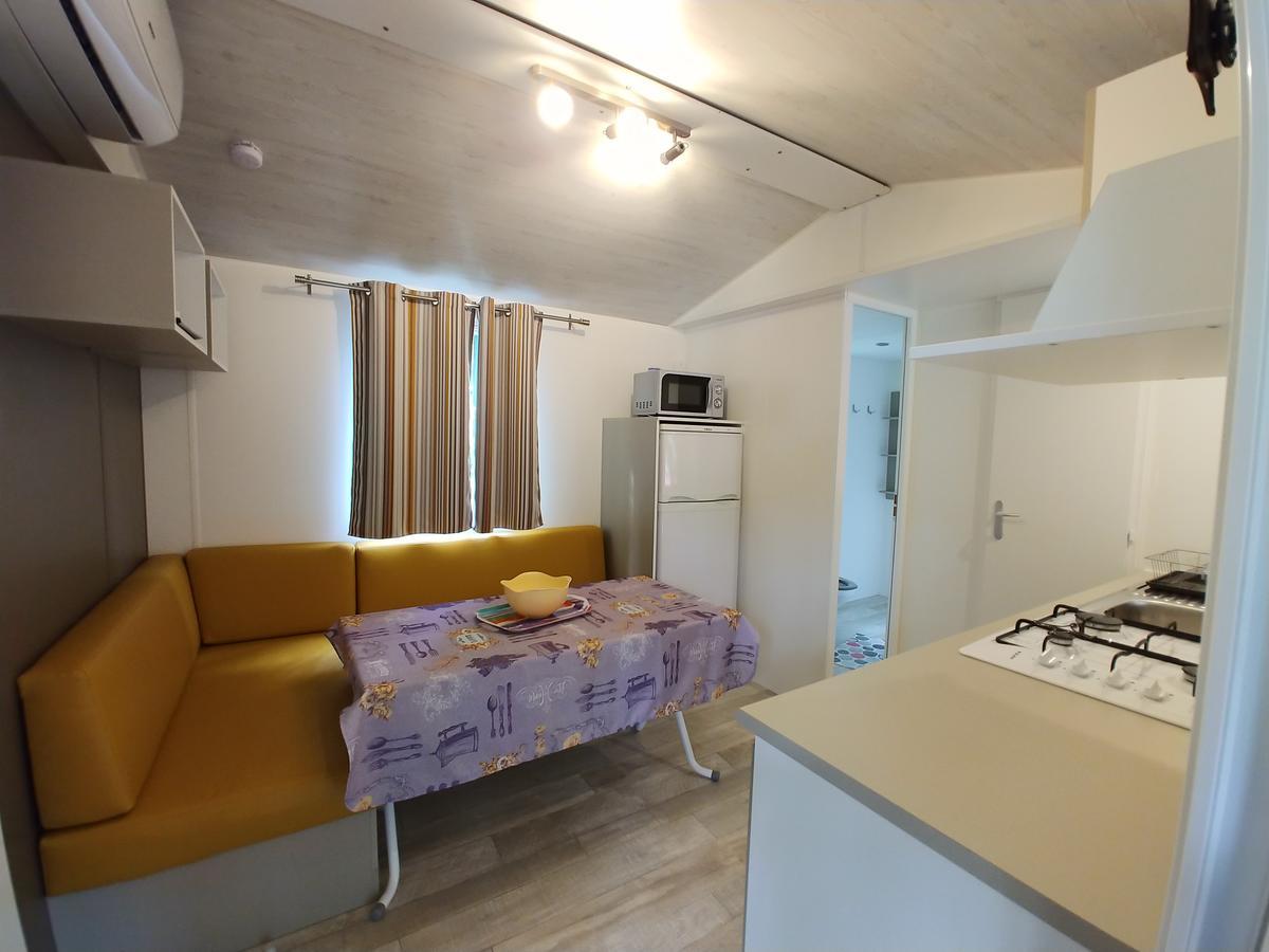 Camping La Rocca Manerba del Garda Exteriör bild